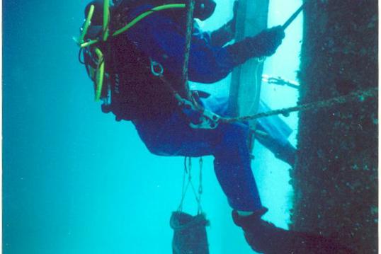 Diver INstalling Anodes.jpg